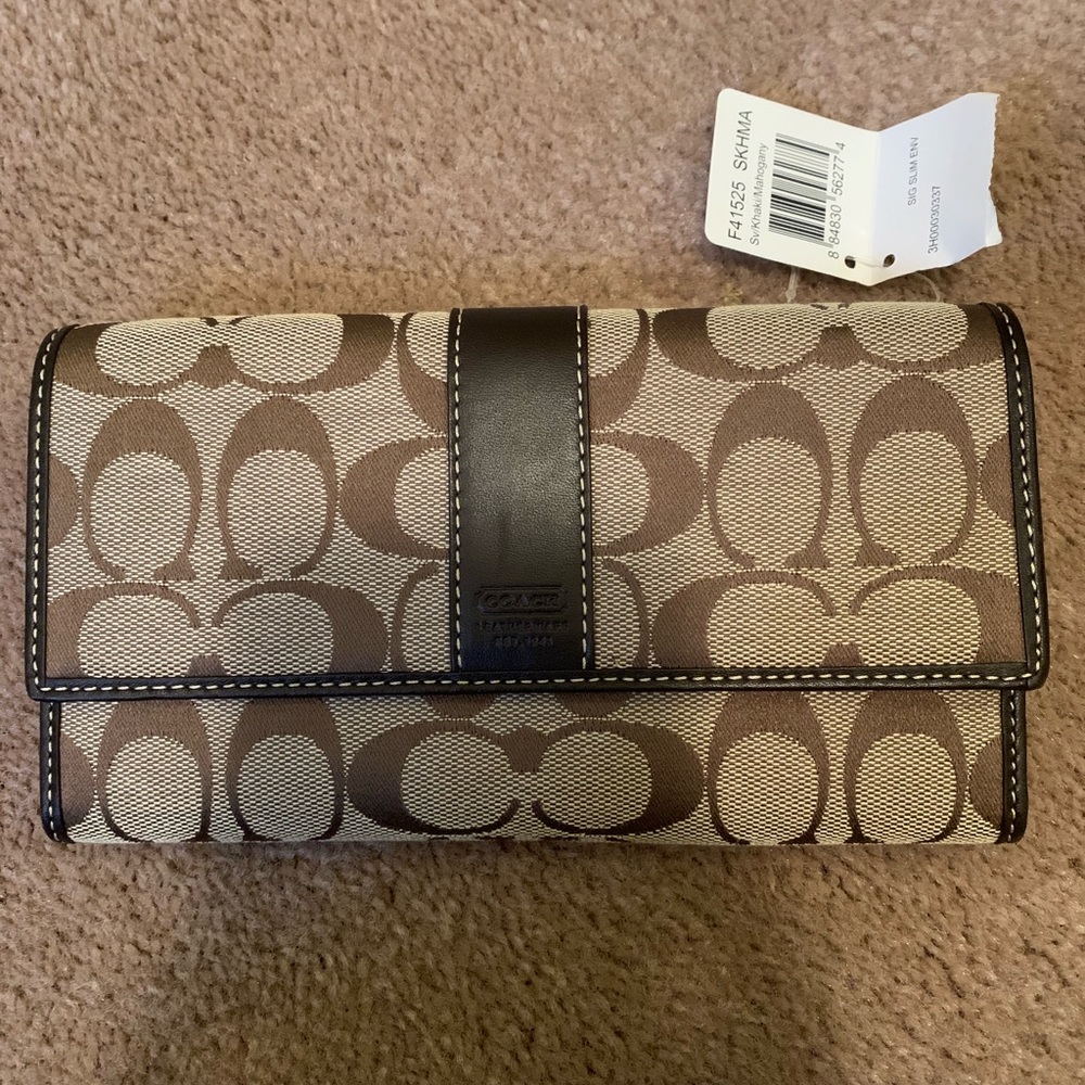 New Coach Wallet